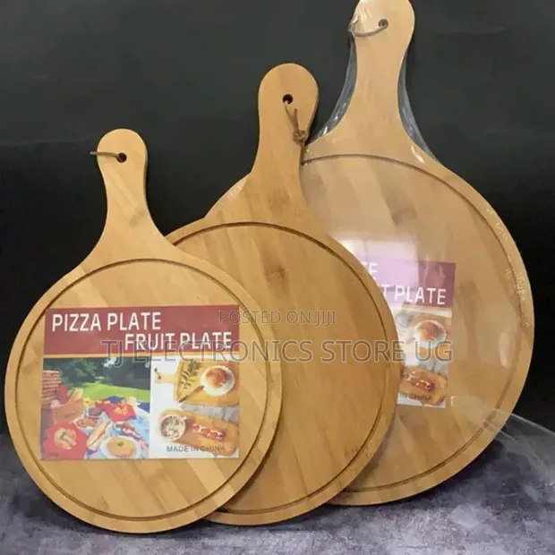 Wooden Pizza Serving Plates (Set of 2) - 1