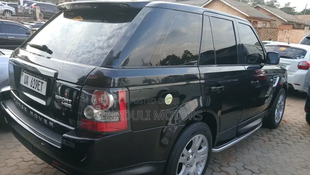 Land Rover Range Rover 2012 Black - 1