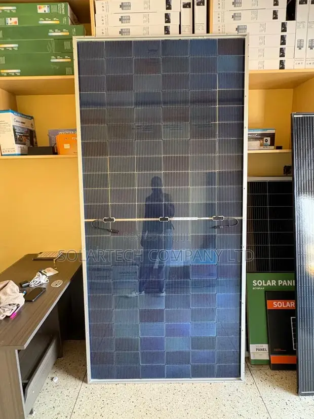 620W Monocrystalline Solar Panel with MC4 Connectors - 1