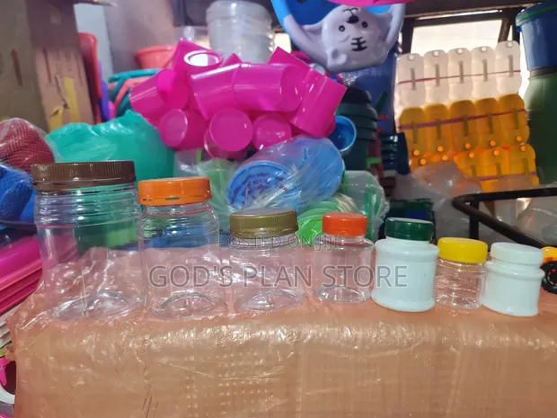 Plastic Packaging Tins - 12 Pieces - 1