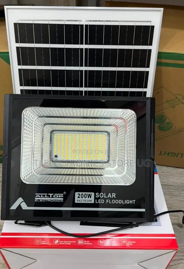 200W Solar Floodlight - Brand New LED - 1