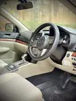 Subaru Legacy 2011 White - 4