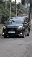 Toyota Noah 2015 Black - 2
