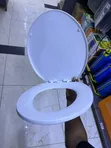 HEAD Plastic Toilet Seat - 1