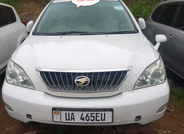 Toyota Harrier 2012 White - 1
