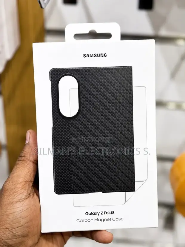 Samsung Galaxy Z Fold 8 Carbon Magnet Case - Black - 1