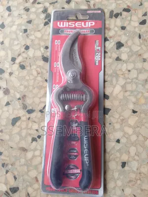 Brand New Pruning Shear