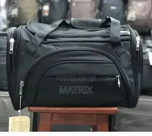 Waterproof Nylon Luggage Gym Outdoor Bag - Large Travel Duffle