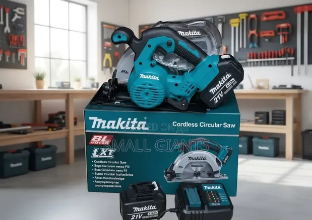 Makita Brushless Cordless Circular Saw Kit - 1