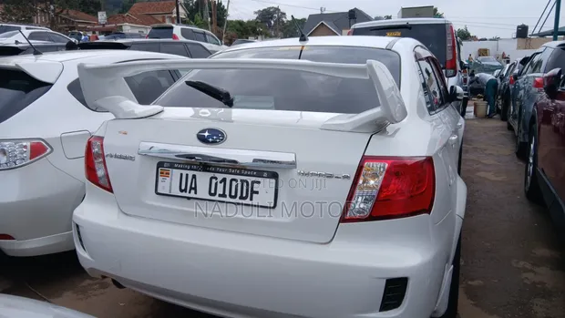 Subaru Impreza 2009 White - 1