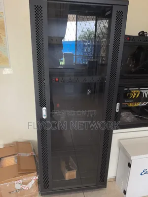 Network Cabinet 32U