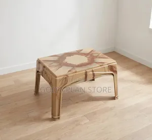 Plastic Teapoy Table
