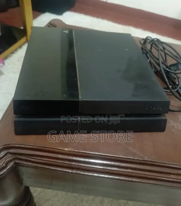 PS4 Standard Console - 1