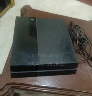 PS4 Standard Console