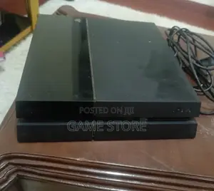 PS4 Standard Console