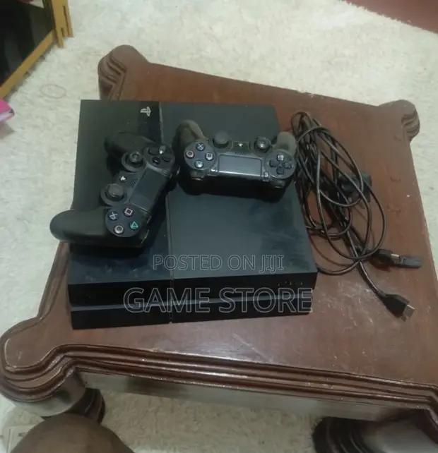 PS4 Standard Console - 1