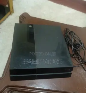 PS4 Standard Console