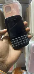 BlackBerry Q10 16GB Black - 1