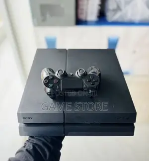 PS4 Standard Console