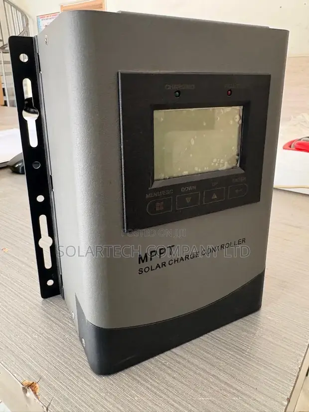 40A MPPT Solar Charge Controller with LCD (12V/24V) - 1