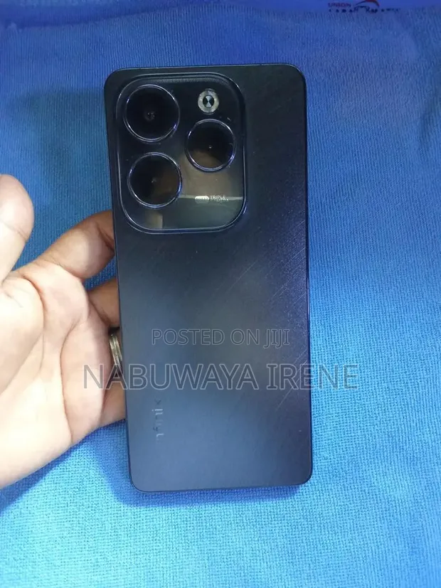 Infinix Hot 40 Pro 256GB Black - 1