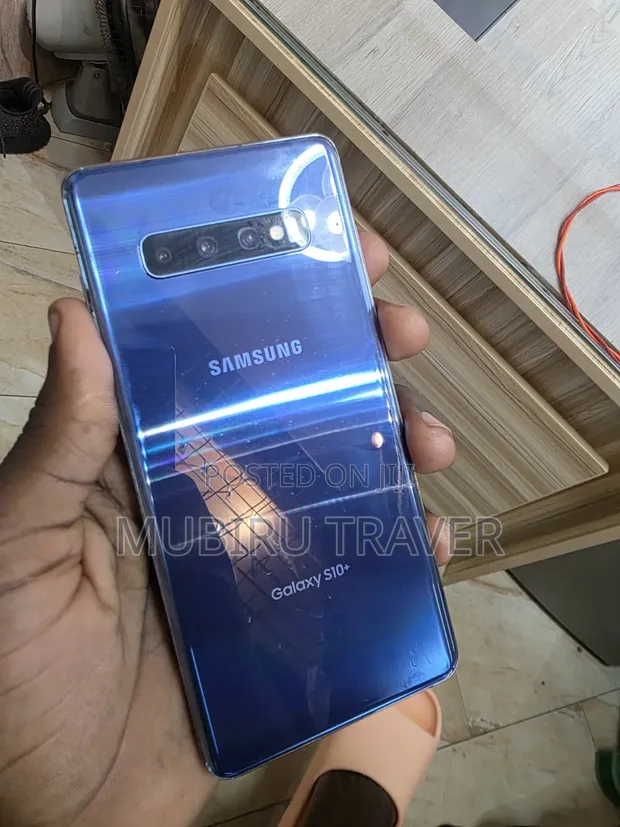 Samsung Galaxy S10 Plus 128GB Blue (Cracked Screen) - 1