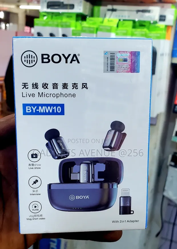 Boya BY-MW10 Dual Wireless Microphone System - 1