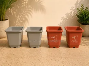 Brand New Heavy Duty Plastic Flower Pots