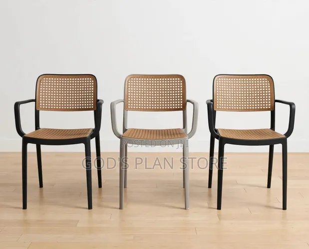 Conference Plastic Chairs - 1