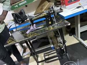 Singer Sewing Machine - Brand New with 3-Year Warranty