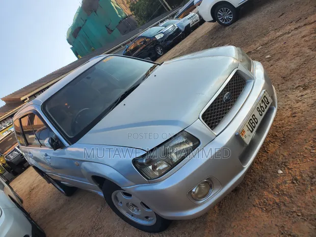 Subaru Forester 2006 Silver - 1