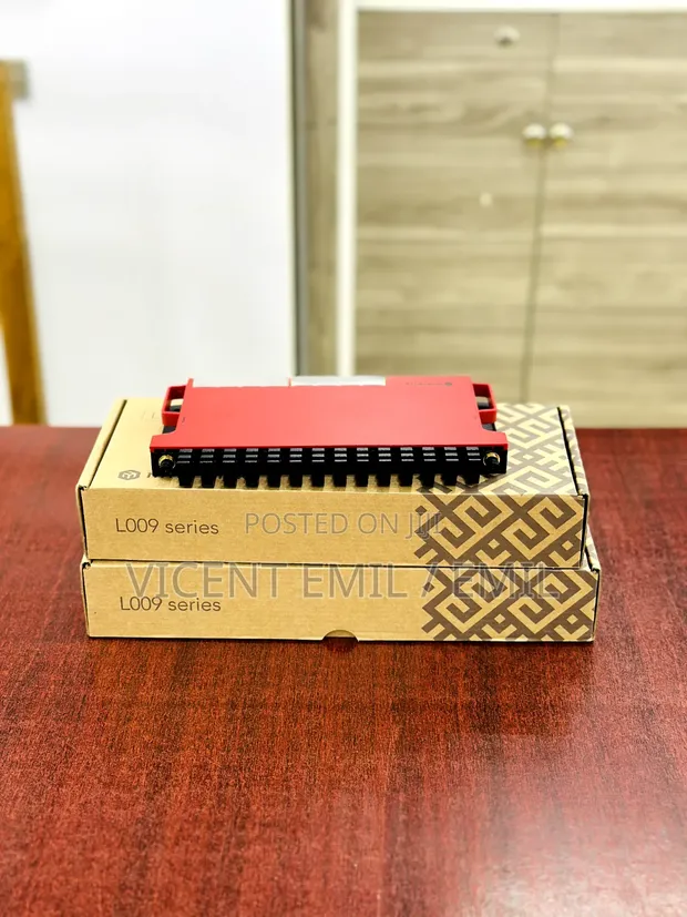 MikroTik L009UiGS-RM Router - 1