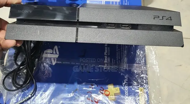 PS4 Standard Console - 1