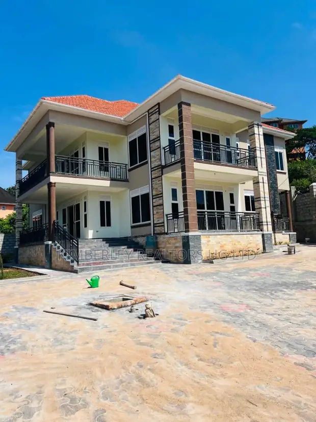 6-Bedroom House for Sale in Bwebajja, Entebbe Road - 1