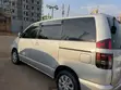 Toyota Noah 2003 Silver - 1