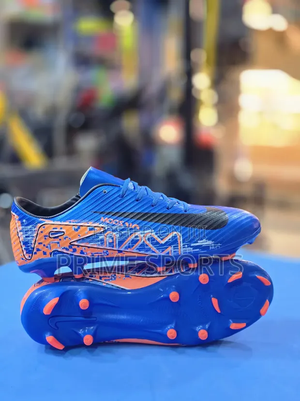 Nike Football Boots - Unisex - 1