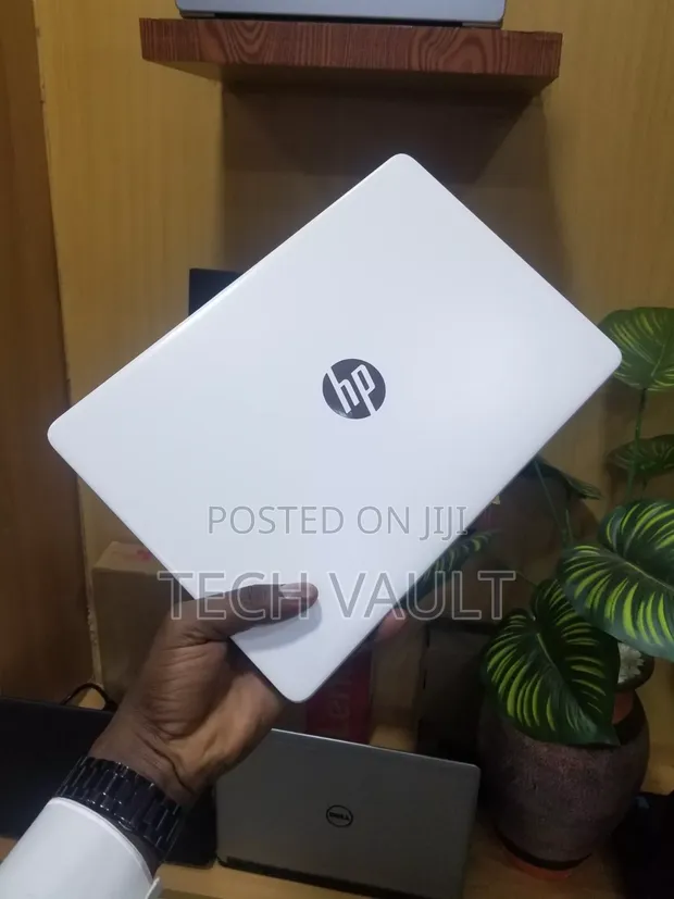 New HP Stream 14 Laptop - 4GB RAM, 60GB SSD - 1