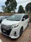 Toyota Noah 2014 White - 1