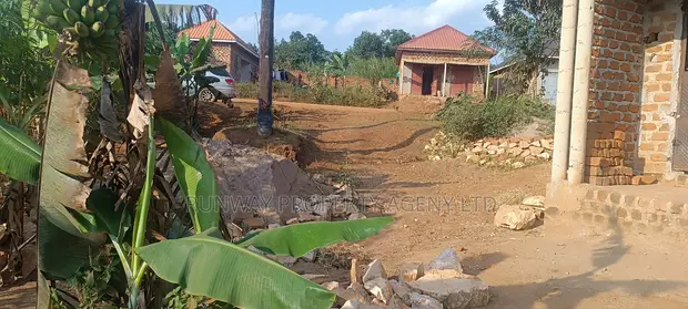 Commercial Plot for Sale - Gombe - 1