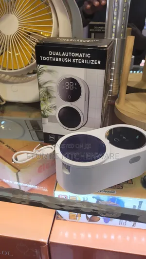 A&S Wall-Mounted UV Toothbrush Sanitizer