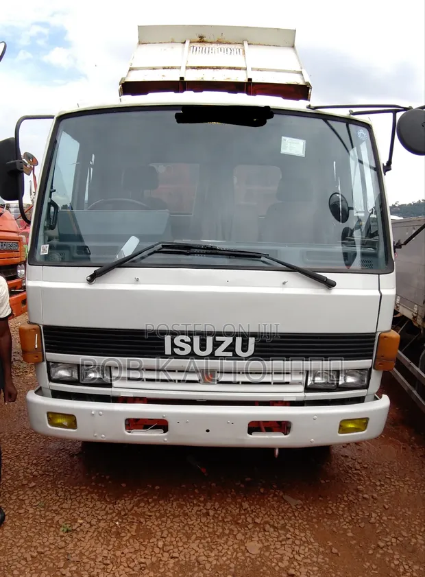 Isuzu Forward Tipper Truck (Used) - 1