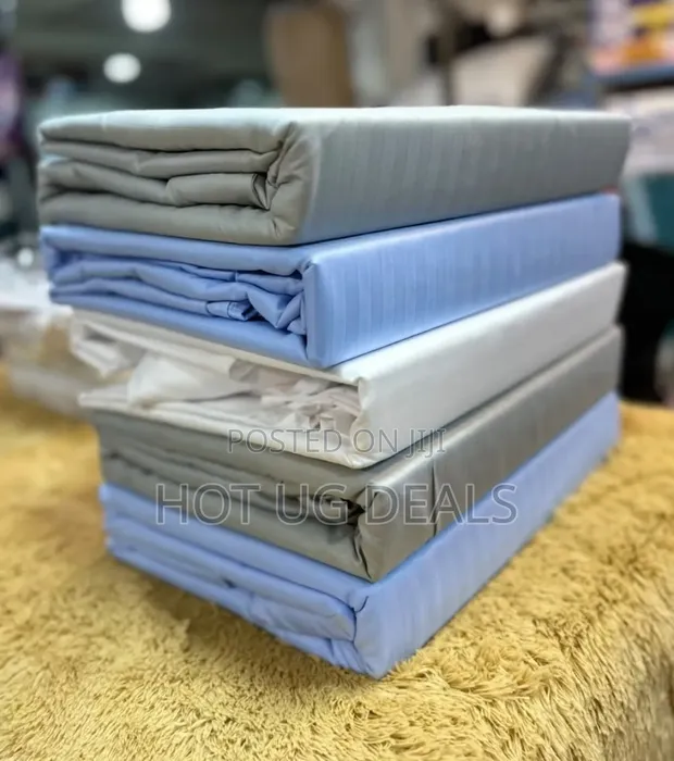 5x6 Striped Satin 4-Piece Bedding Set - 1