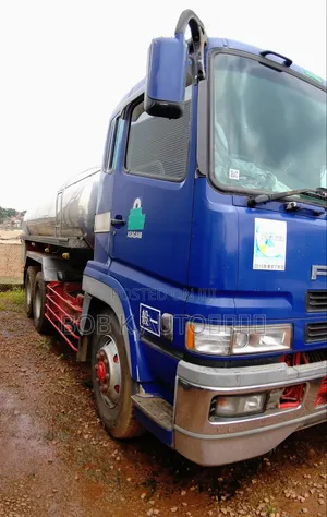 Mitsubishi Fuso Super Great Milk Tank Truck 2004