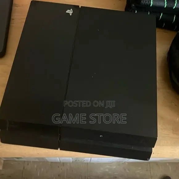 PS4 Fat Console - Excellent Condition - 1