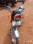 Bajaj Boxer 100 2023 Red - 3