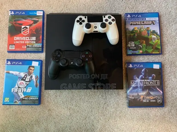 PS4 Standard Console - 1