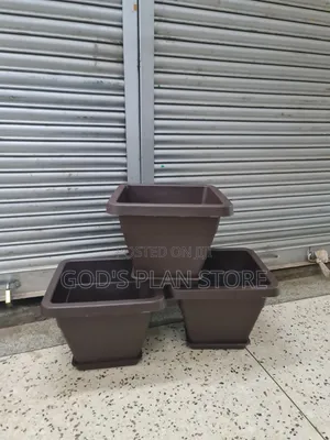 Modsquare Plastic Flower Pots