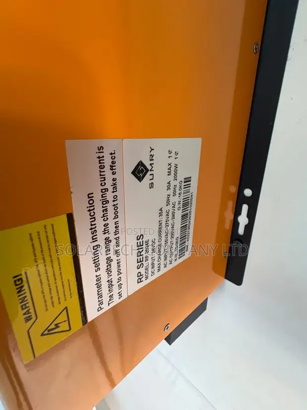 Original SUMRY RP3024E 3kW 24V Solar Inverter Charger - 1