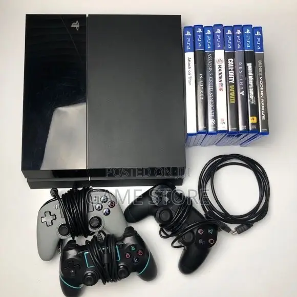PS4 Standard Console - 1