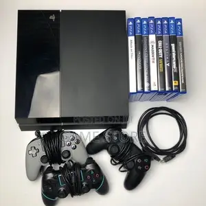 PS4 Standard Console